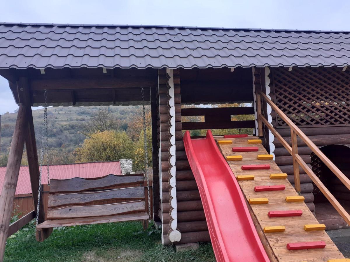 Mountain Dew Hotel Belasovitsa Exterior photo